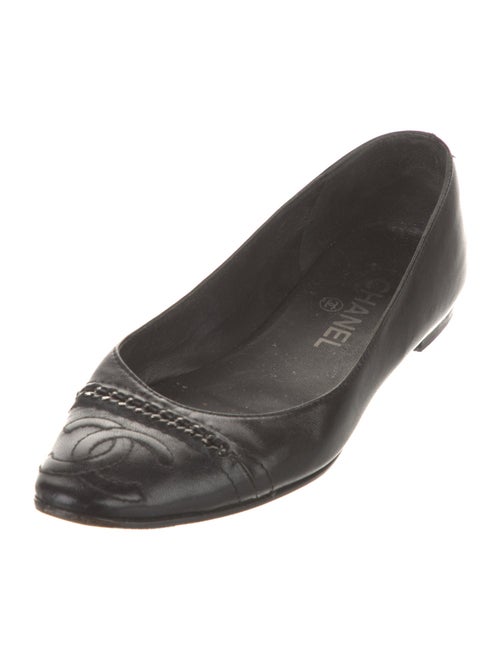 Chanel Interlocking CC Logo Leather Flats