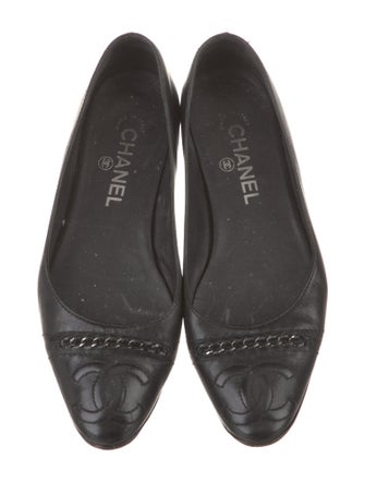 Chanel Interlocking CC Logo Leather Flats