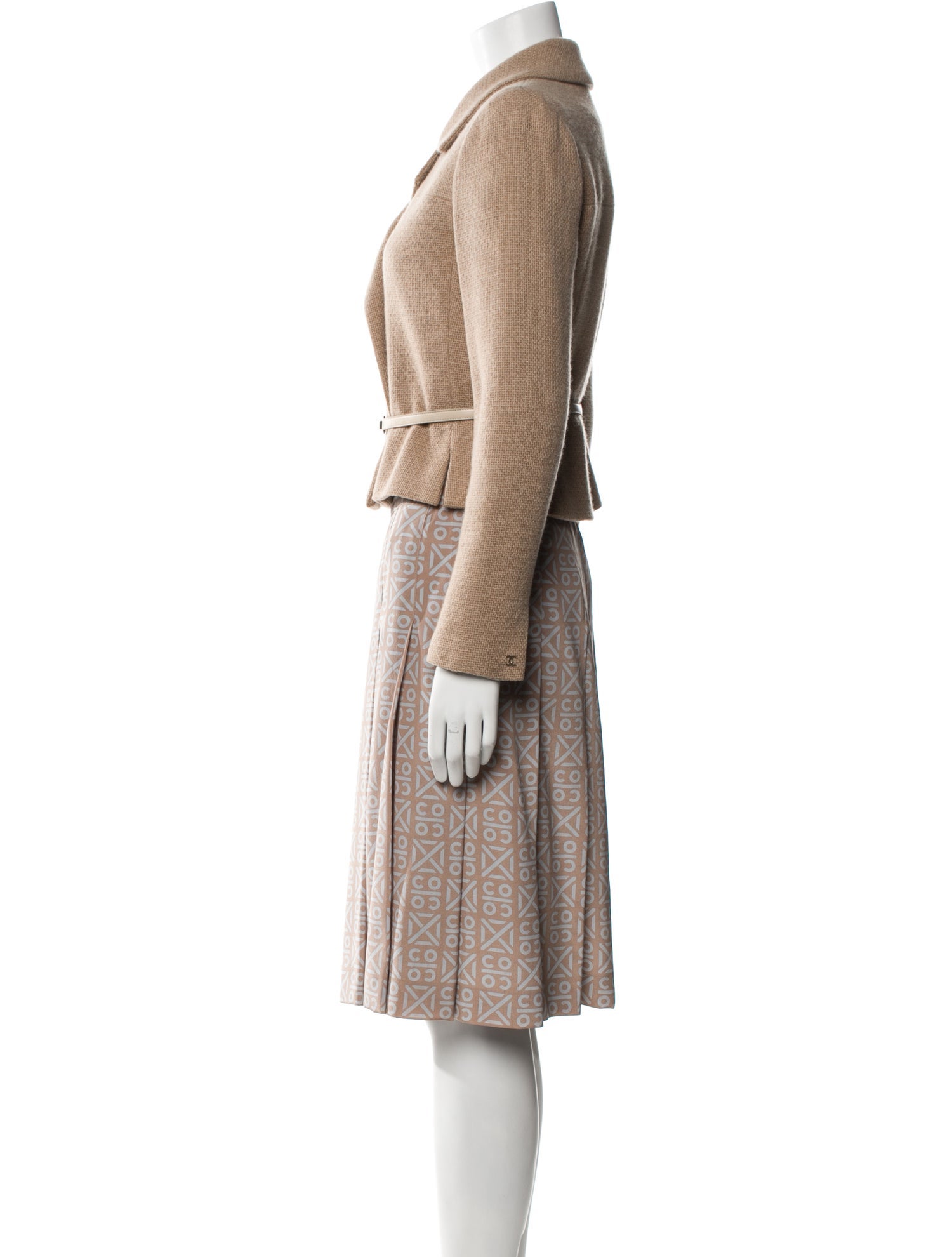 Chanel Vintage 2000 Skirt Suit