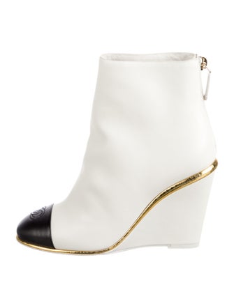 Chanel 2022 Interlocking CC Logo Boots