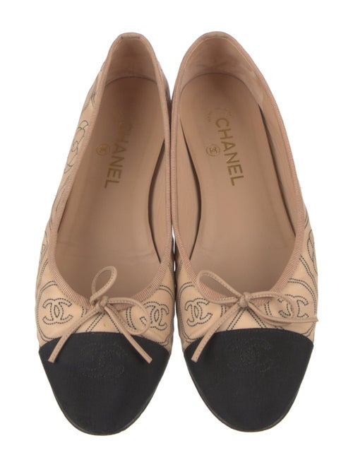 Chanel 2018 Interlocking CC Logo Ballet Flats