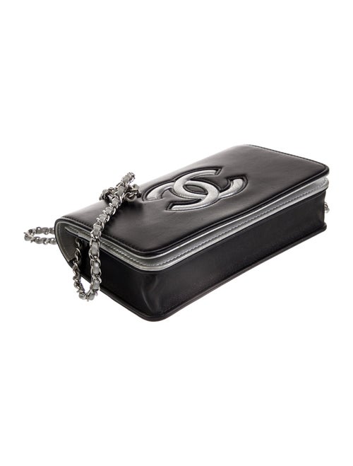 Chanel Airlines Wallet On Chain