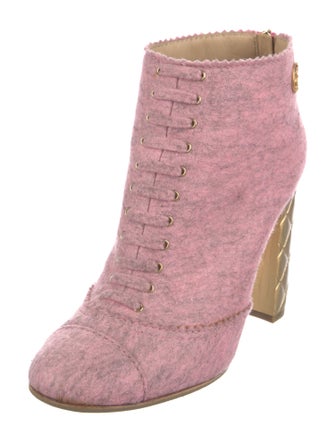 Chanel 2015 Interlocking CC Logo Lace-Up Boots