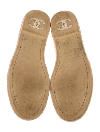 Chanel 2016 Interlocking CC Logo Espadrilles