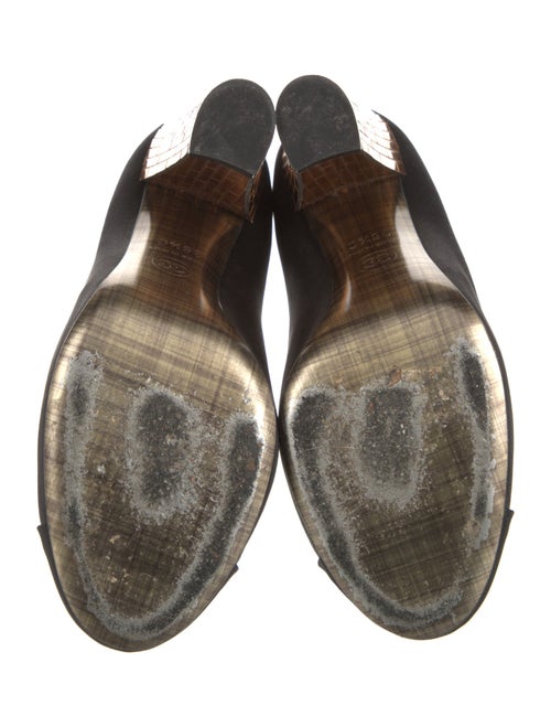Chanel Interlocking CC Logo Satin Pumps