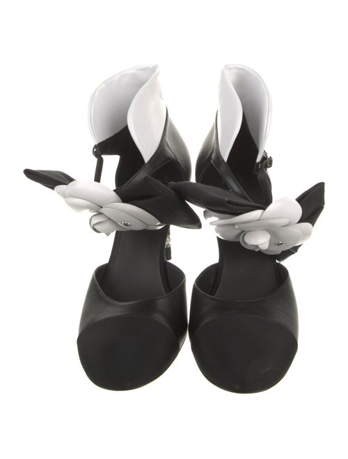 Chanel 2023 Interlocking CC Logo D'Orsay Pumps