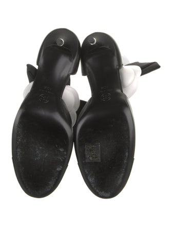 Chanel 2023 Interlocking CC Logo D'Orsay Pumps