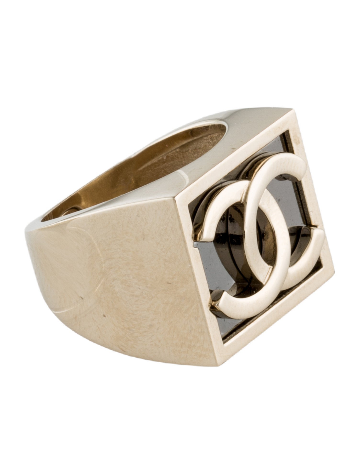 Chanel 2023 CC Signet Ring