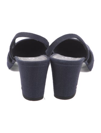 Chanel 2022 Interlocking CC Logo Slingback Pumps