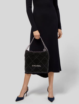 Chanel 2025 Small 22 Hobo
