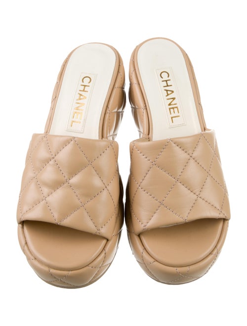 Chanel Interlocking CC Logo Leather Slides