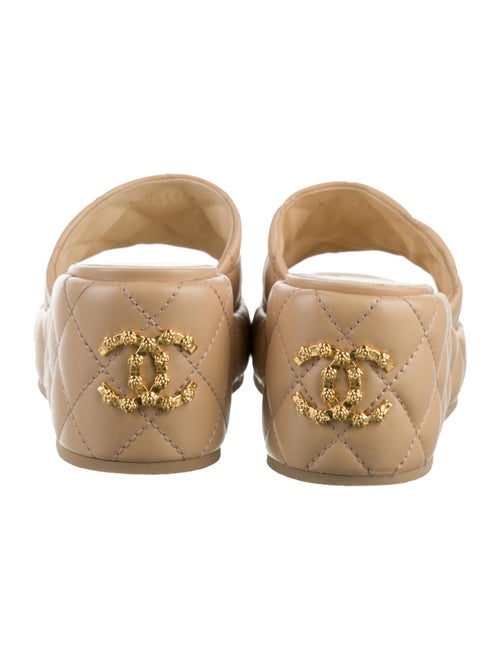 Chanel Interlocking CC Logo Leather Slides