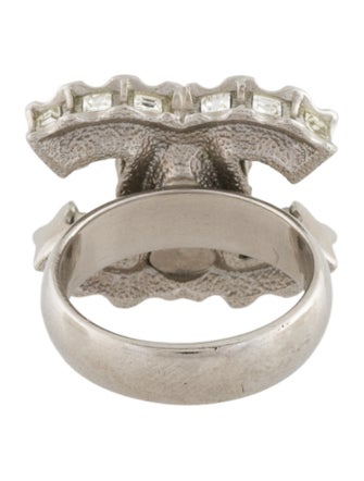 Chanel Strass CC Cocktail Ring