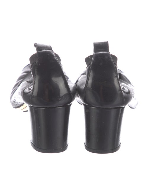 Chanel Interlocking CC Logo Leather Pumps