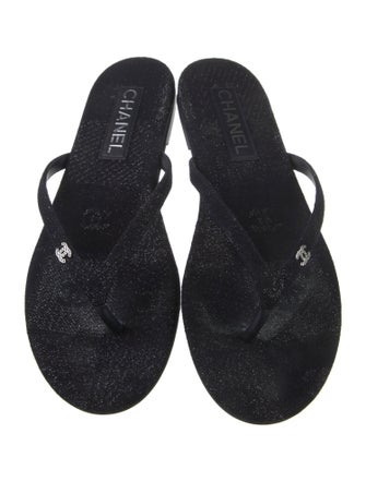 Chanel 2024 Interlocking CC Logo Flip Flops w/ Tags