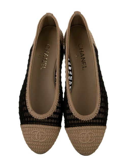 Chanel 2025 Interlocking CC Logo Flats