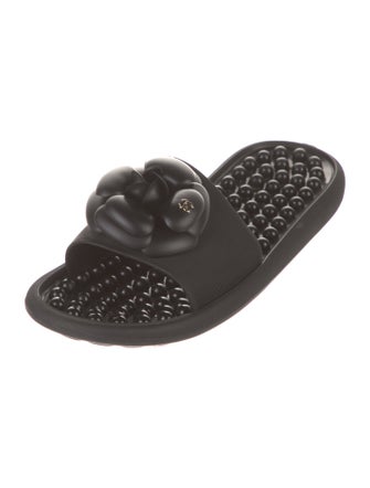 Chanel 2018 Interlocking CC Logo Slides