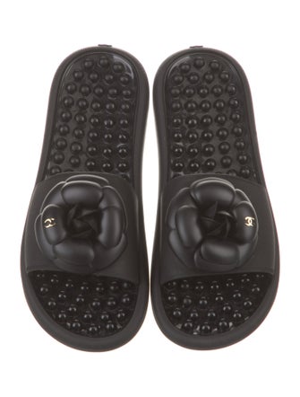 Chanel 2018 Interlocking CC Logo Slides