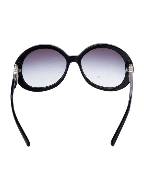 Chanel Collection Perle Interlocking CC Logo Sunglasses