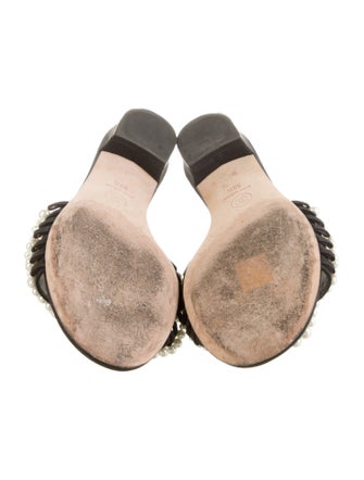 Chanel 2017 Interlocking CC Logo Slides