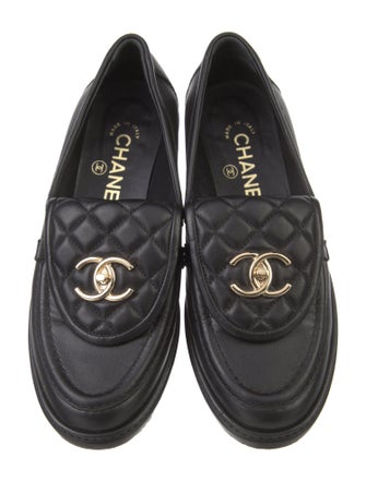 Chanel 2022 Interlocking CC Logo Loafers