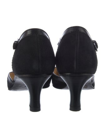 Chanel 2003 Interlocking CC Logo T-Strap Pumps