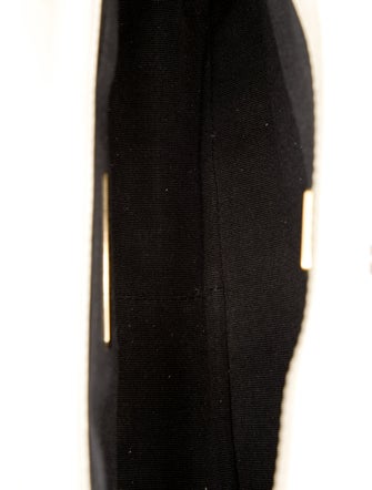 Chanel Medium 19 Flap Bag