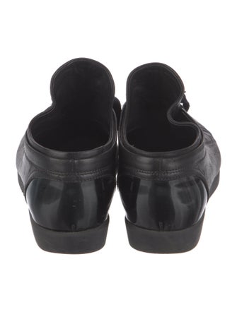 Chanel Interlocking CC Logo Leather Sneakers