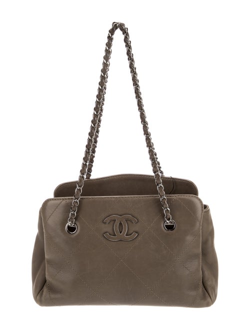 Chanel Hamptons CC Shoulder Bag