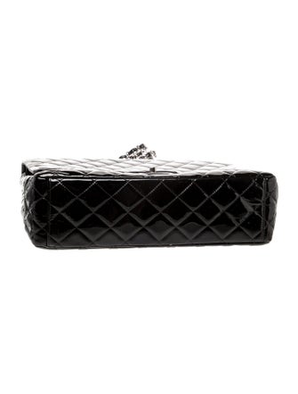 Chanel Classic Maxi Double Flap Bag