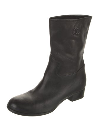 Chanel Interlocking CC Logo Leather Rain Boots