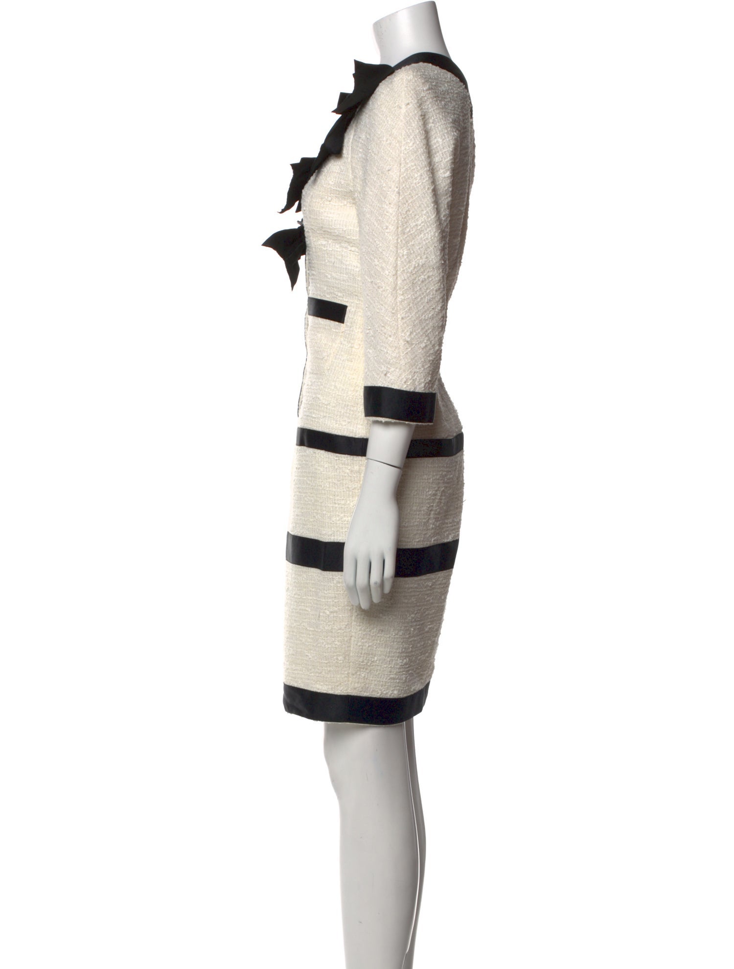 Chanel 2009 Knee-Length Dress