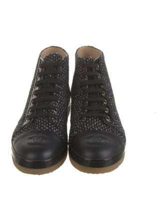 Chanel 2015 Interlocking CC Logo Lace-Up Boots