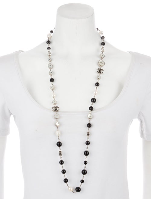 Chanel Pearl, Mother of Pearl, & Strass CC Necklace