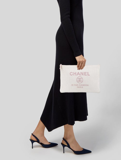 Chanel Large Deauville O-Case