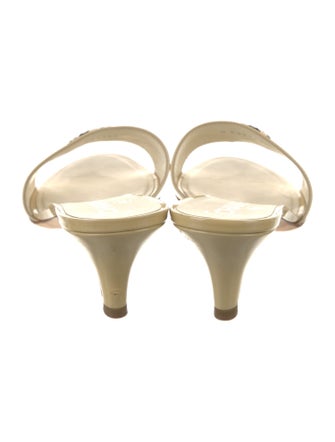 Chanel Interlocking CC Logo Patent Leather Slides