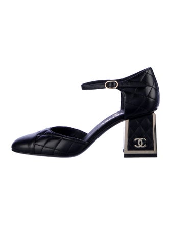 Chanel 2024 Interlocking CC Logo D'Orsay Pumps