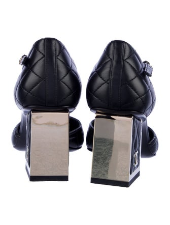 Chanel 2024 Interlocking CC Logo D'Orsay Pumps