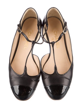 Chanel 2012 Interlocking CC Logo Mary Jane Flats