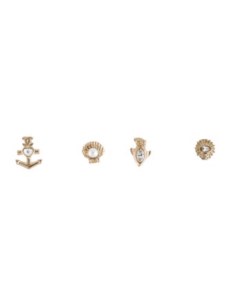 Chanel 2025 Strass & Faux Pearl Stud Earrings Set of 4
