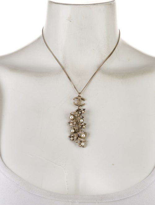 Chanel Faux Pearl & Strass CC Pendant Necklace