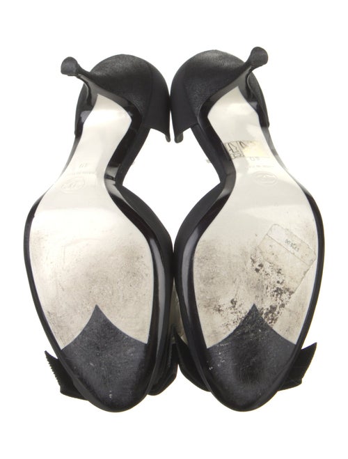 Chanel 2009 Interlocking CC Logo D'Orsay Pumps