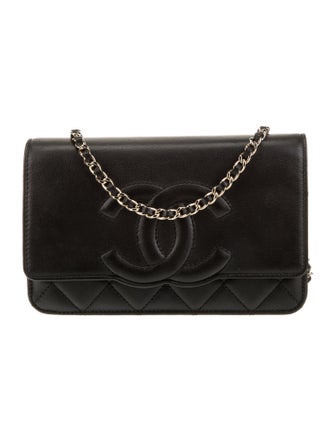 Chanel Quilted CC Wallet On Chain