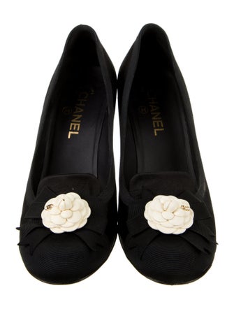 Chanel 2013 Interlocking CC Logo Pumps