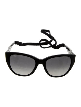 Chanel Interlocking CC Logo Cat-Eye Sunglasses