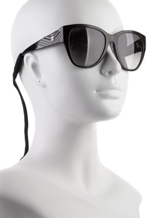 Chanel Interlocking CC Logo Cat-Eye Sunglasses