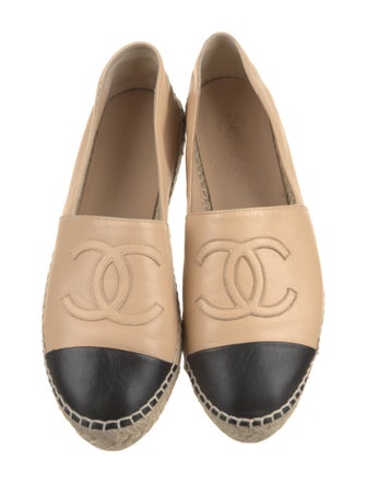 Chanel Interlocking CC Logo Leather Espadrilles
