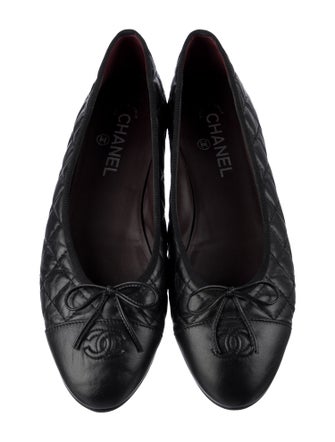 Chanel Interlocking CC Logo Leather Ballet Flats
