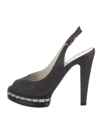 Chanel Interlocking CC Logo Leather Slingback Pumps