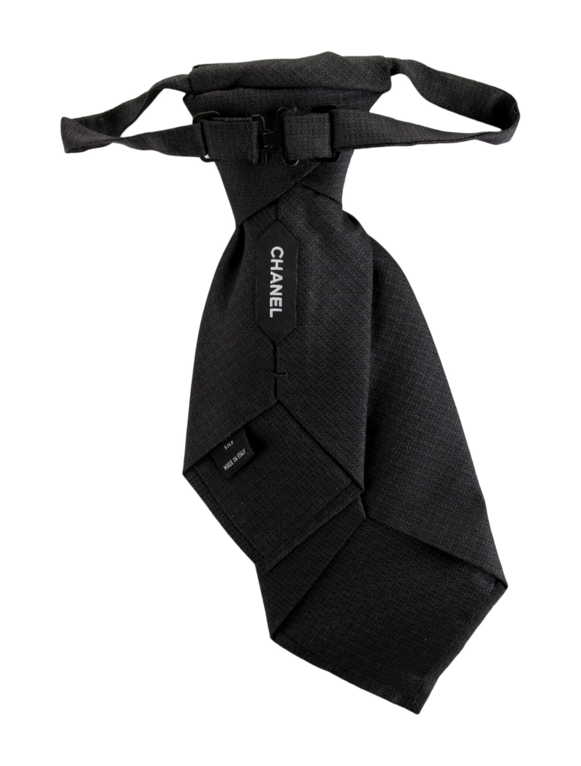 Chanel Clip On Tie